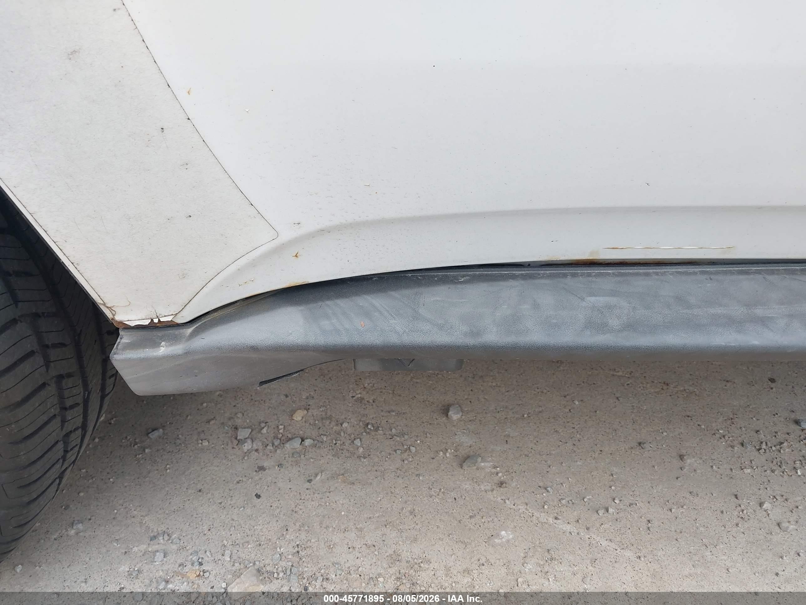 2005 Chevrolet Equinox Lt White vin: 2CNDL73F256054282
