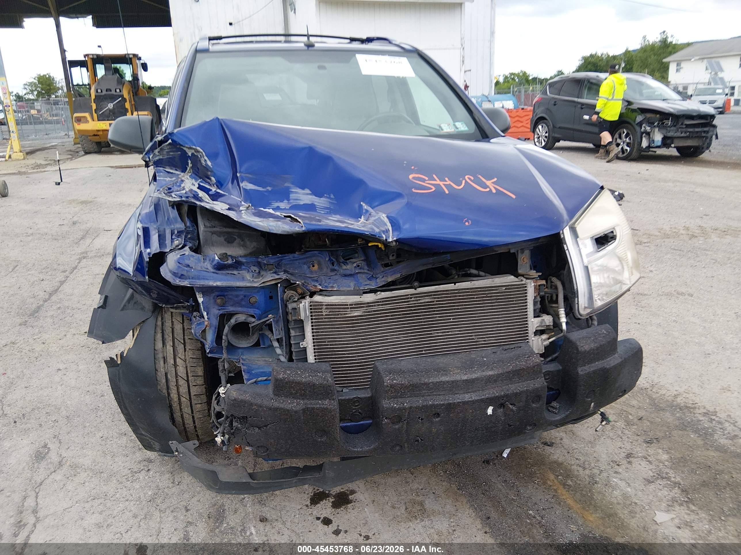 2005 Chevrolet Equinox Lt Blue vin: 2CNDL73F356130916