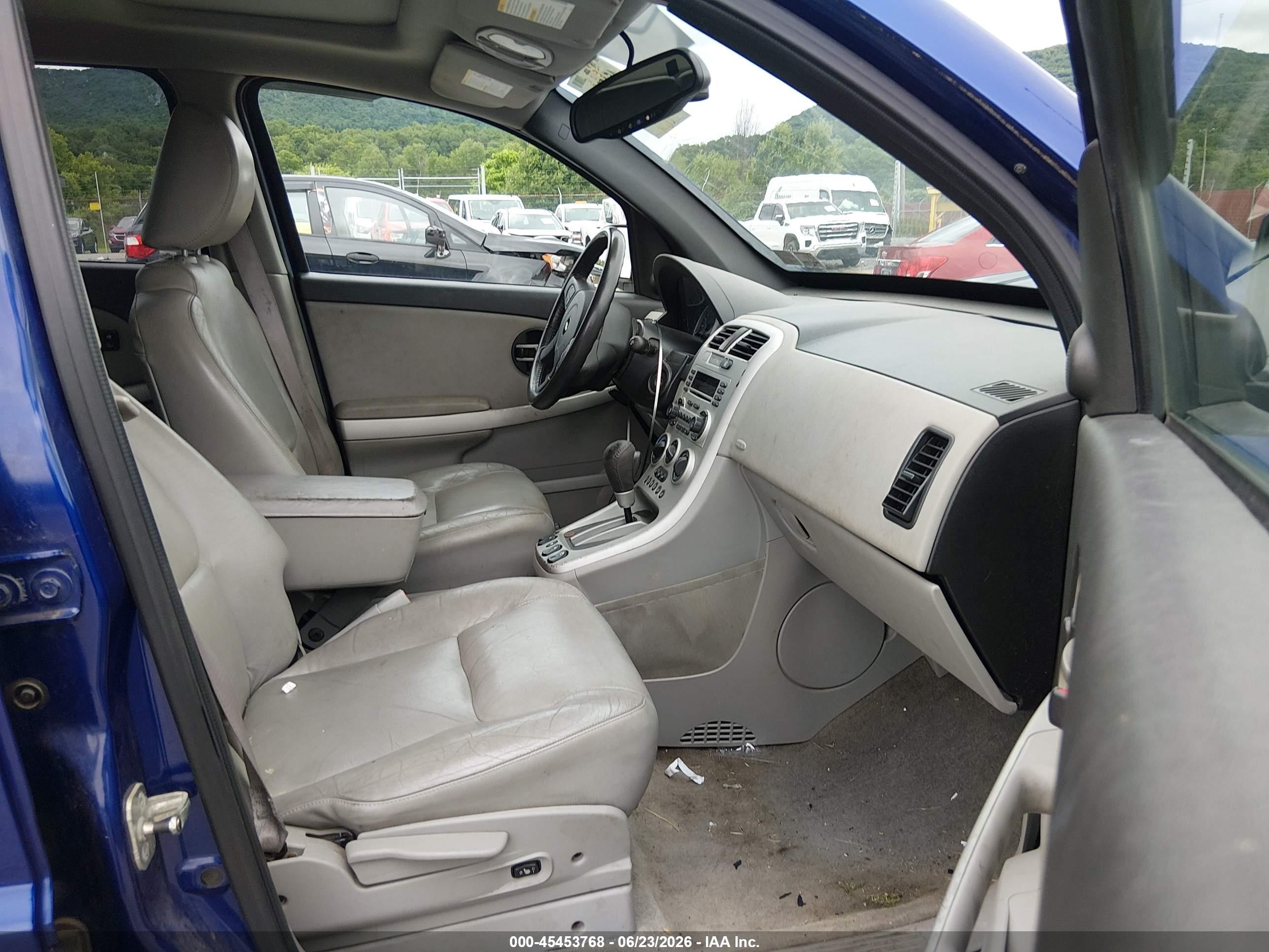 2005 Chevrolet Equinox Lt Blue vin: 2CNDL73F356130916