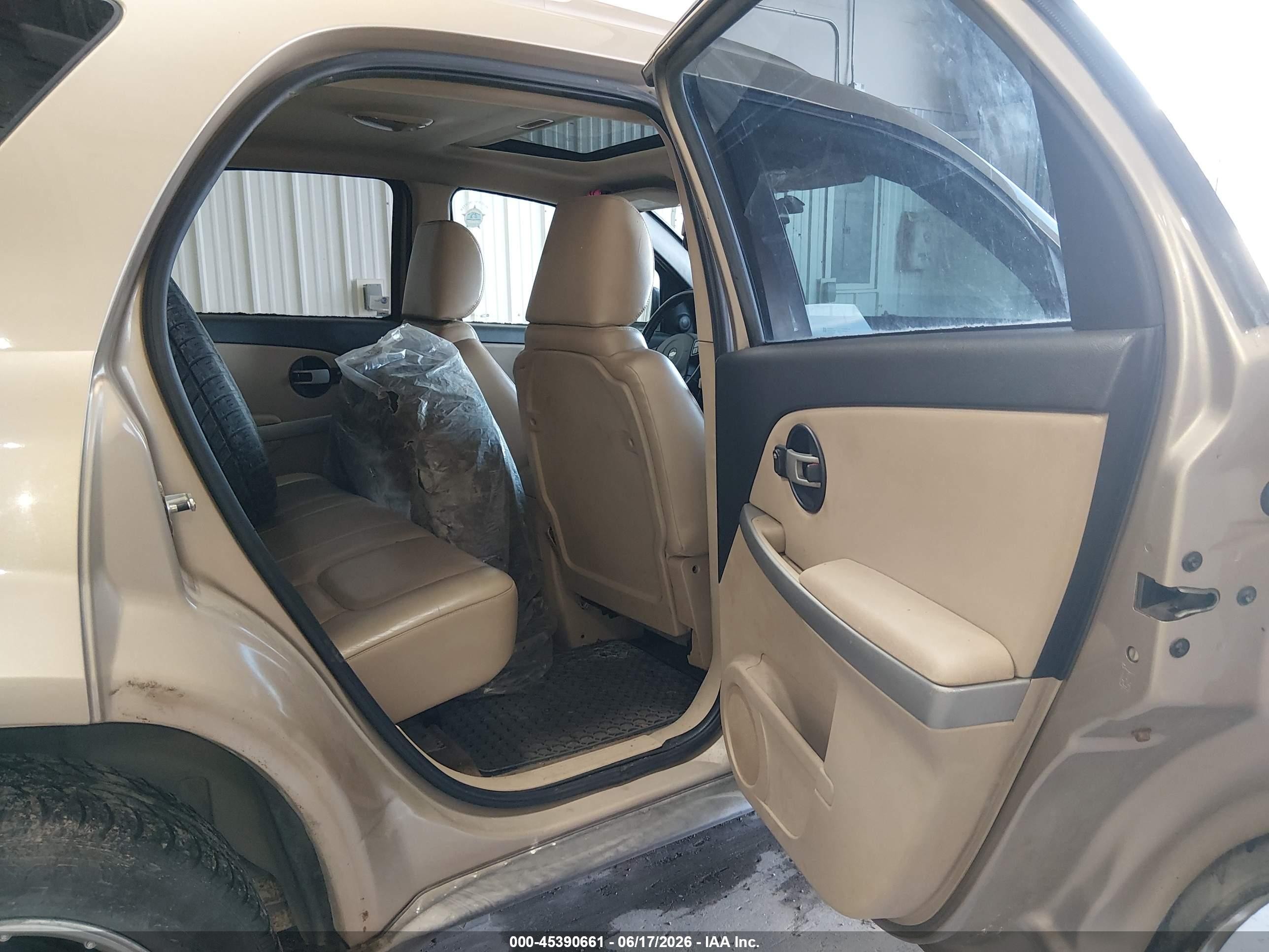 2005 Chevrolet Equinox Lt Gold vin: 2CNDL73F656055855