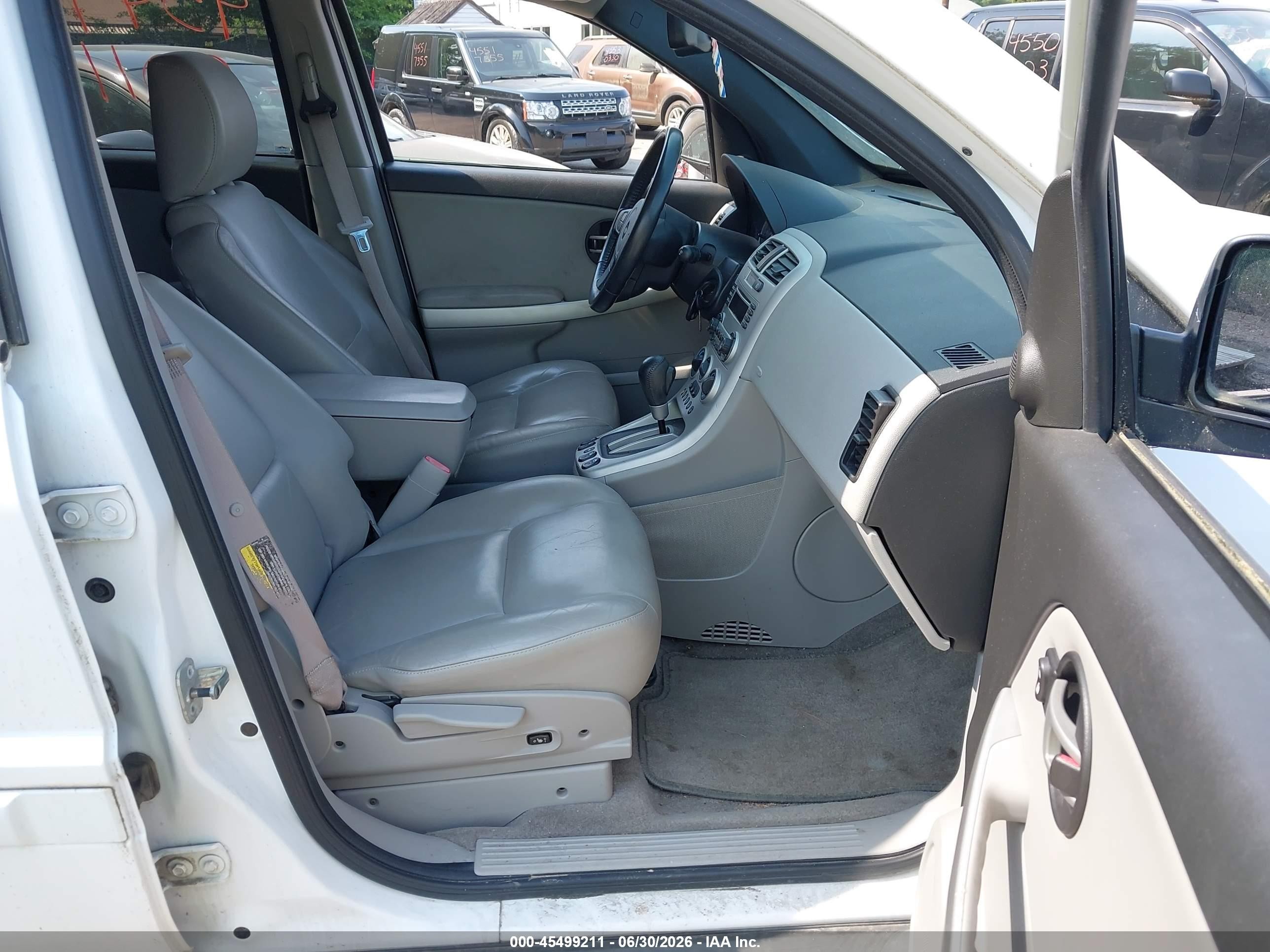 2005 Chevrolet Equinox Lt White vin: 2CNDL73F956141841