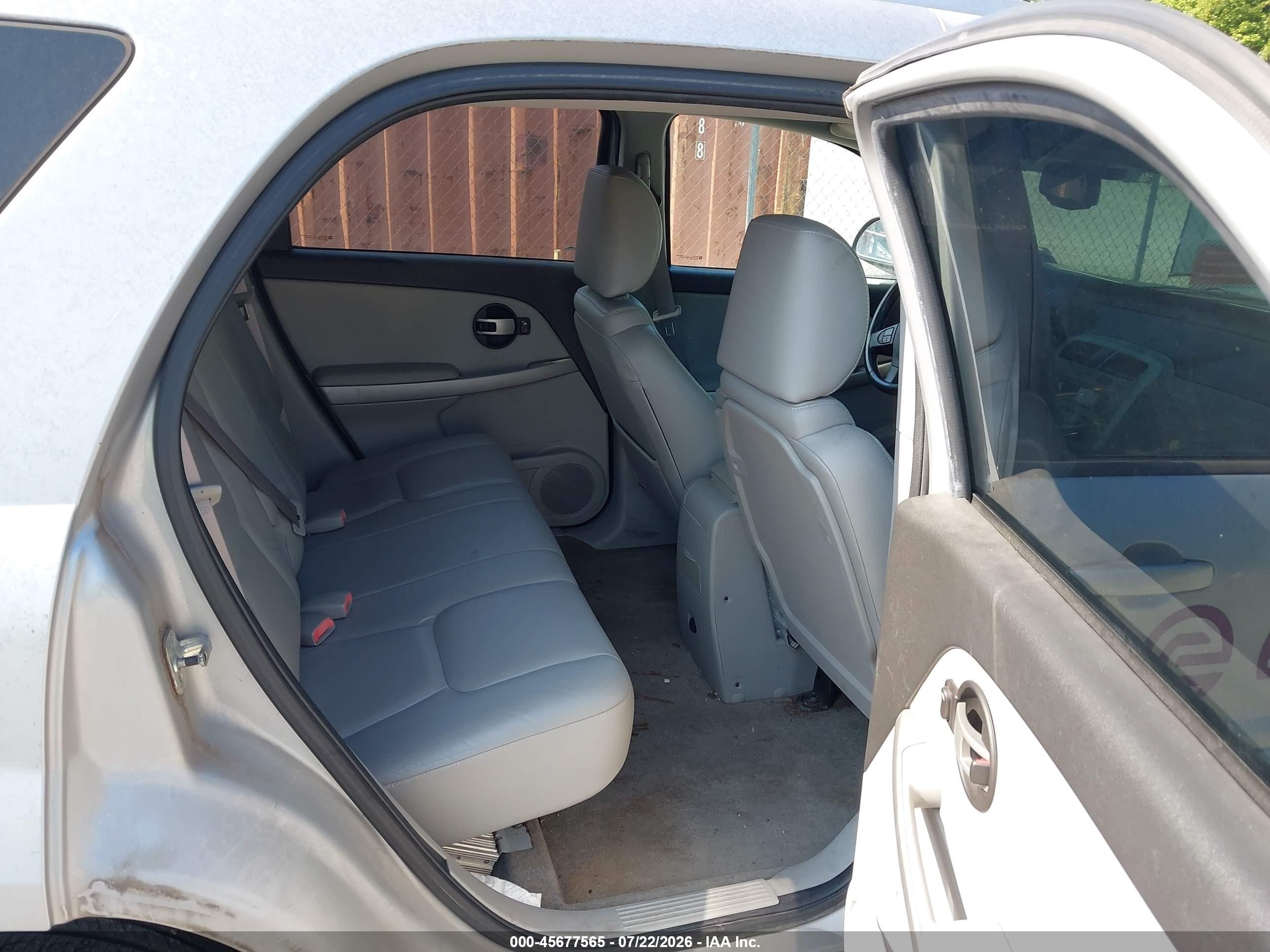 2005 Chevrolet Equinox Lt Silver vin: 2CNDL73F956180459