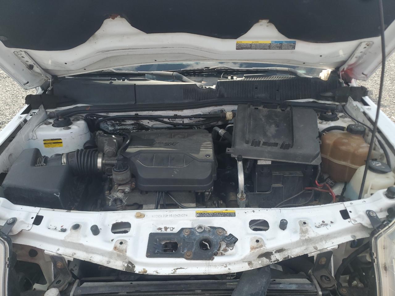 2006 Chevrolet Equinox White vin: 2CNDL73F966052157
