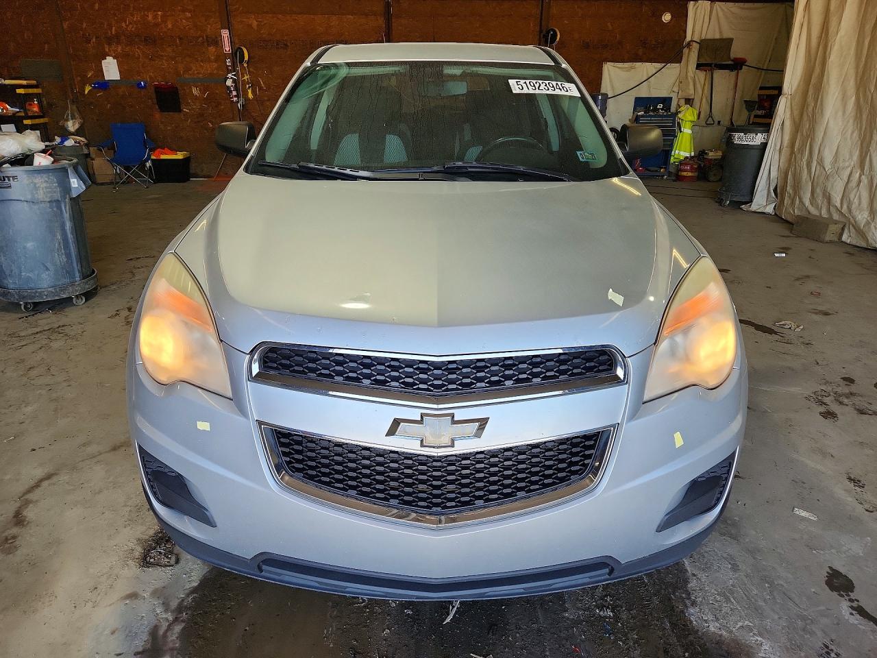 2011 Chevrolet Equinox Ls Silver vin: 2CNFLCEC0B6338011