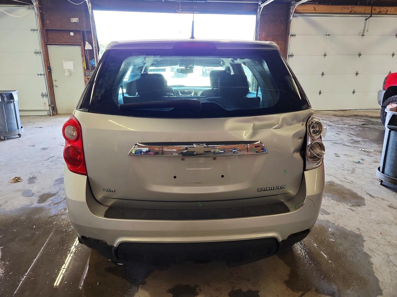 2011 Chevrolet Equinox Ls Silver vin: 2CNFLCEC0B6338011