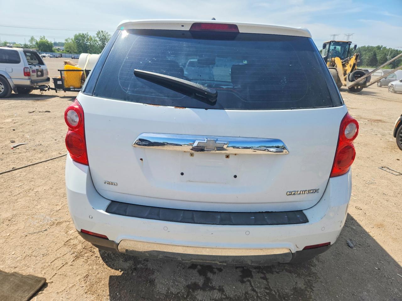 2011 Chevrolet Equinox Ls White vin: 2CNFLCEC1B6381837