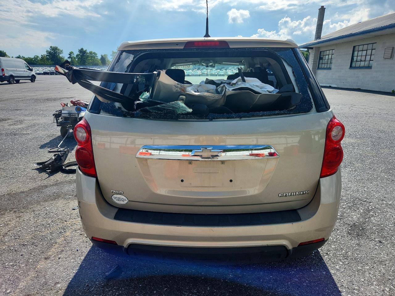 2011 Chevrolet Equinox Ls Золотой vin: 2CNFLCEC2B6407281
