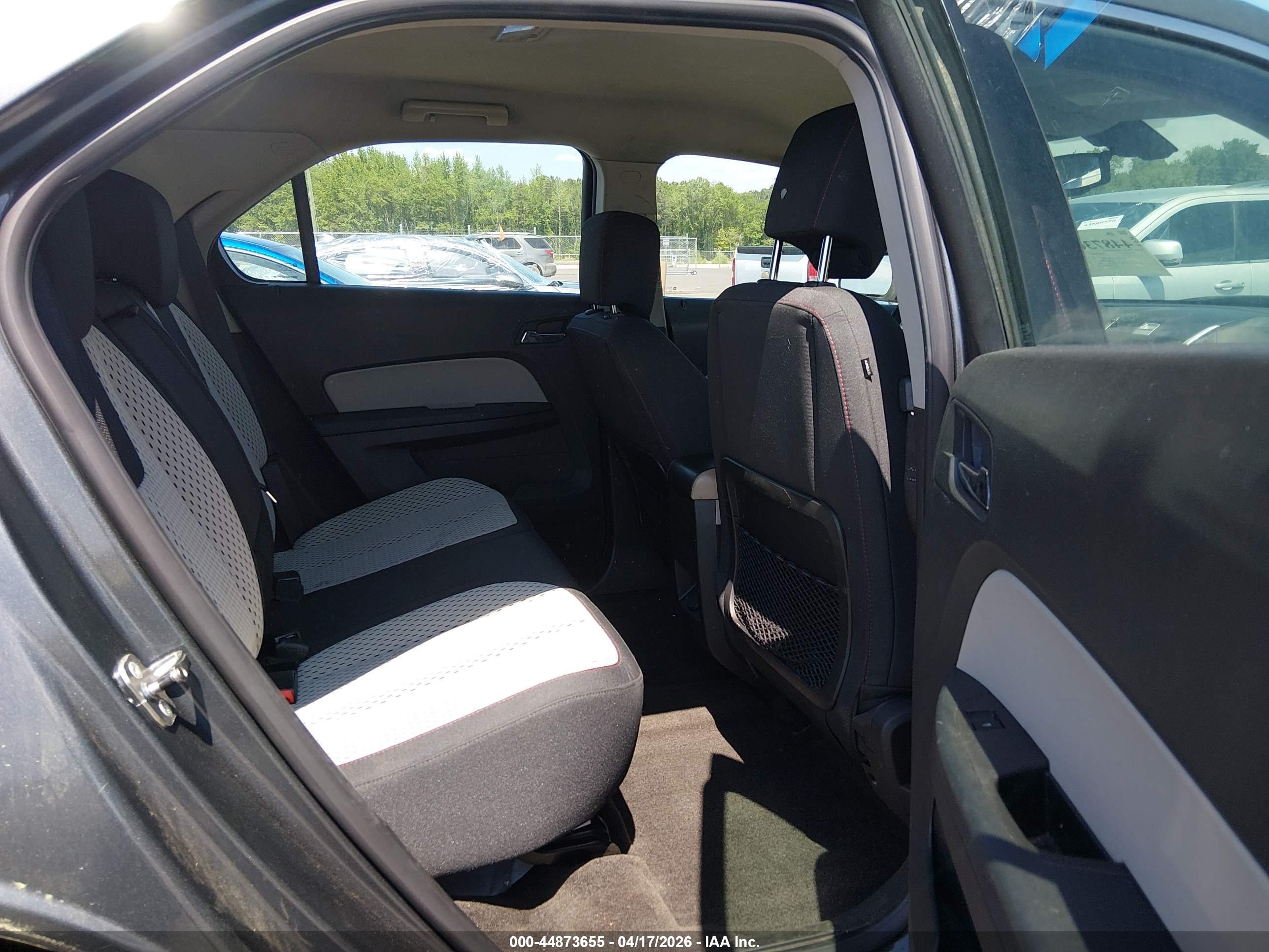 2011 Chevrolet Equinox Ls Серый vin: 2CNFLCEC5B6364605