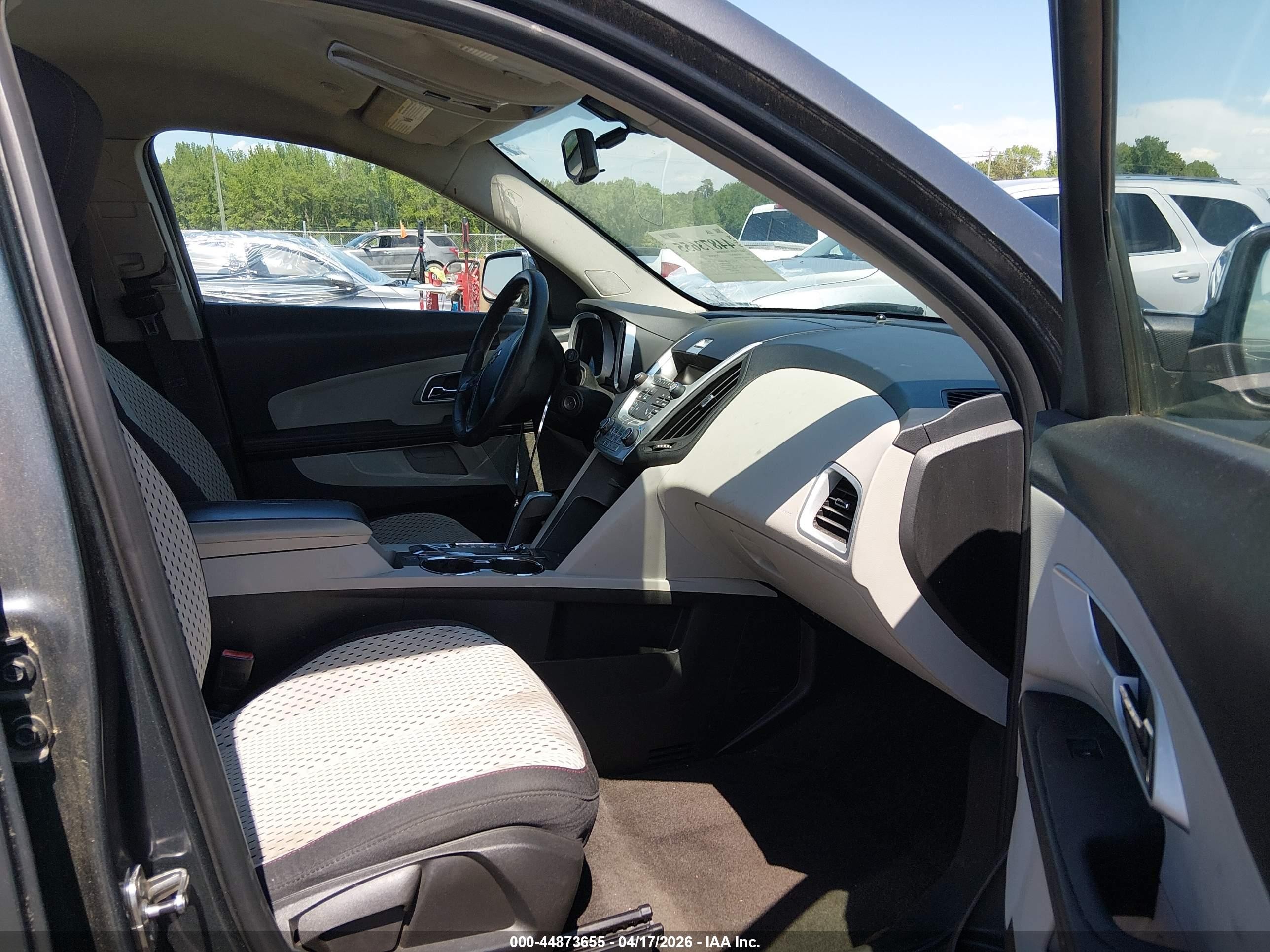 2011 Chevrolet Equinox Ls Серый vin: 2CNFLCEC5B6364605