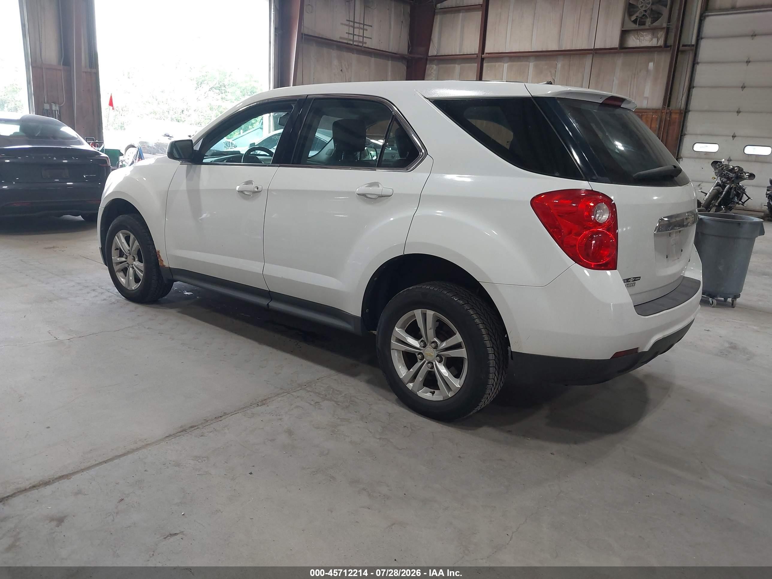 2011 Chevrolet Equinox Ls White vin: 2CNFLCEC5B6424575