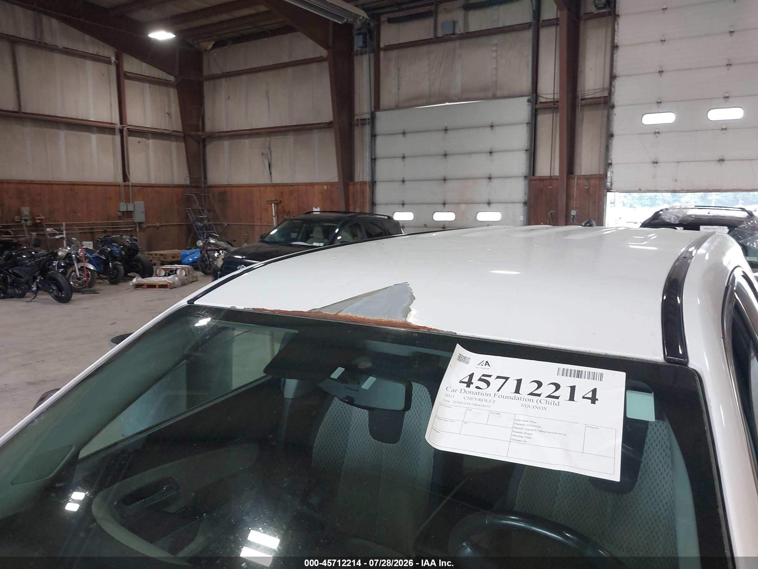 2011 Chevrolet Equinox Ls White vin: 2CNFLCEC5B6424575