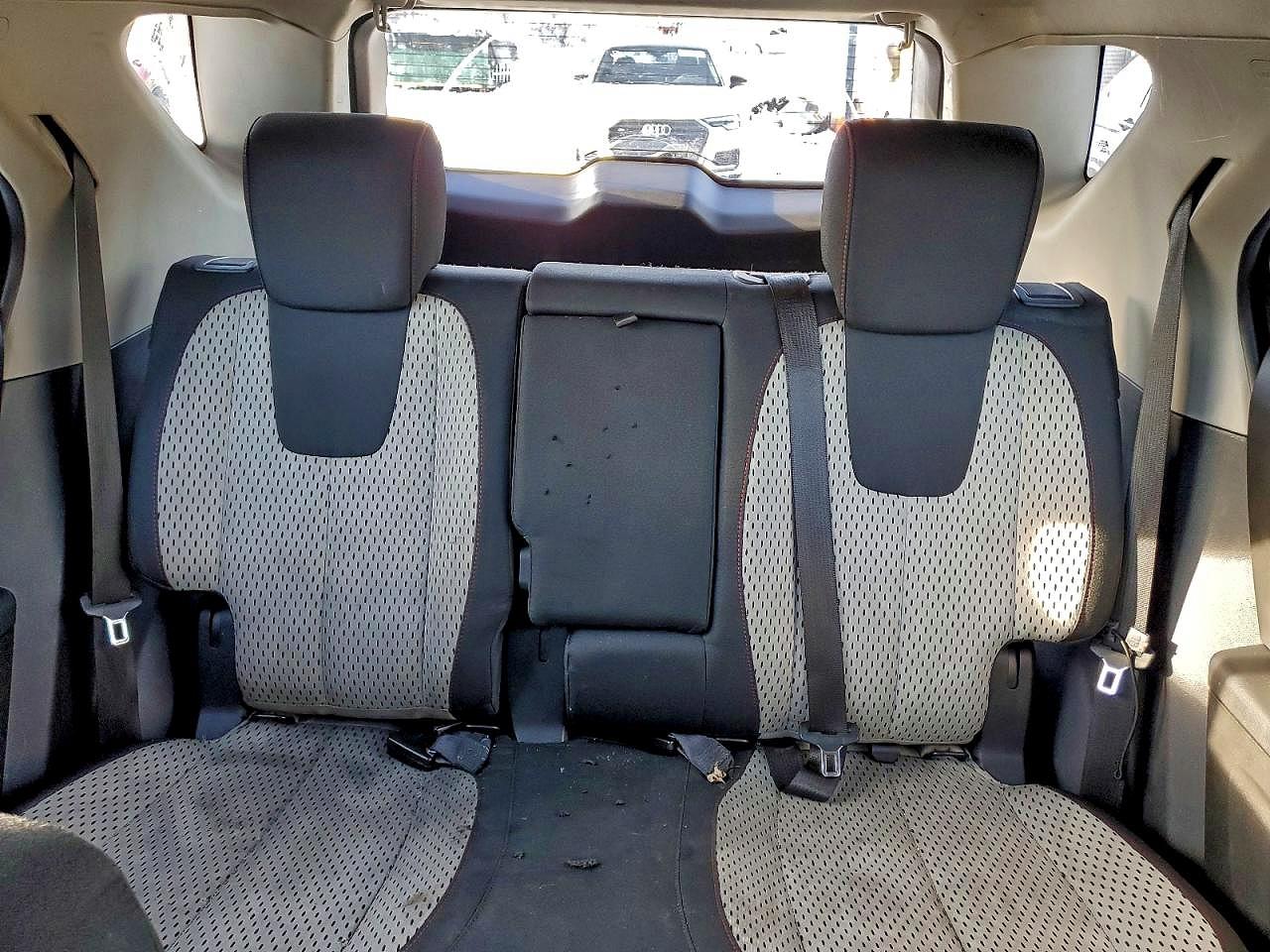 2011 Chevrolet Equinox Ls Черный vin: 2CNFLCEC8B6469333