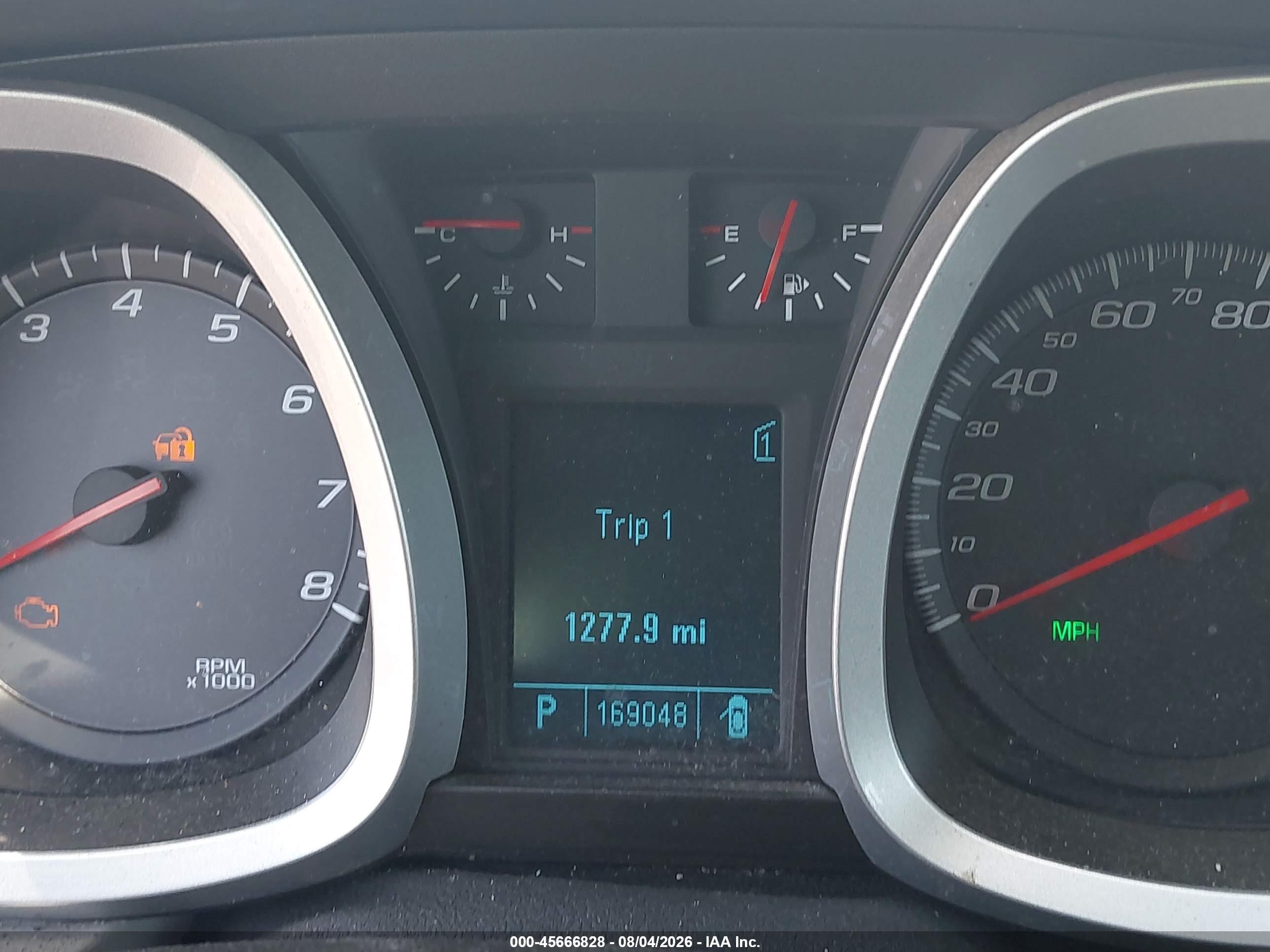 2011 Chevrolet Equinox Ls Серебряный vin: 2CNFLCEC9B6265740