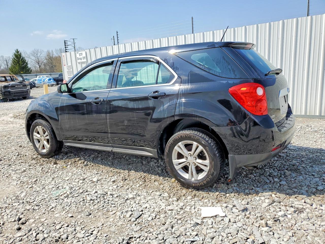 2011 Chevrolet Equinox Ls Black vin: 2CNFLCEC9B6480812