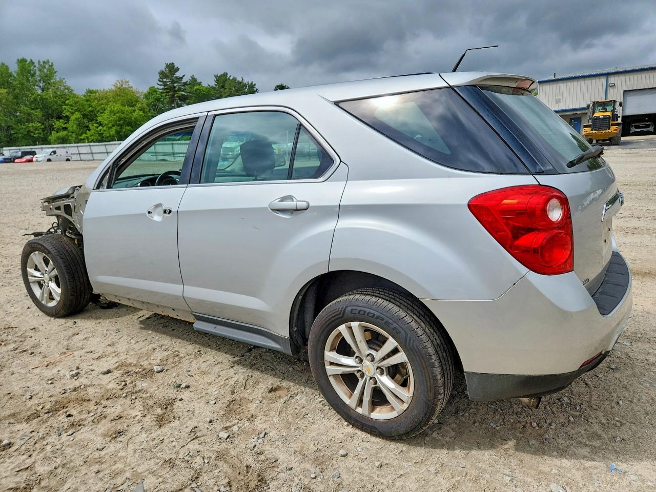2011 Chevrolet Equinox Ls Серебряный vin: 2CNFLCECXB6242550