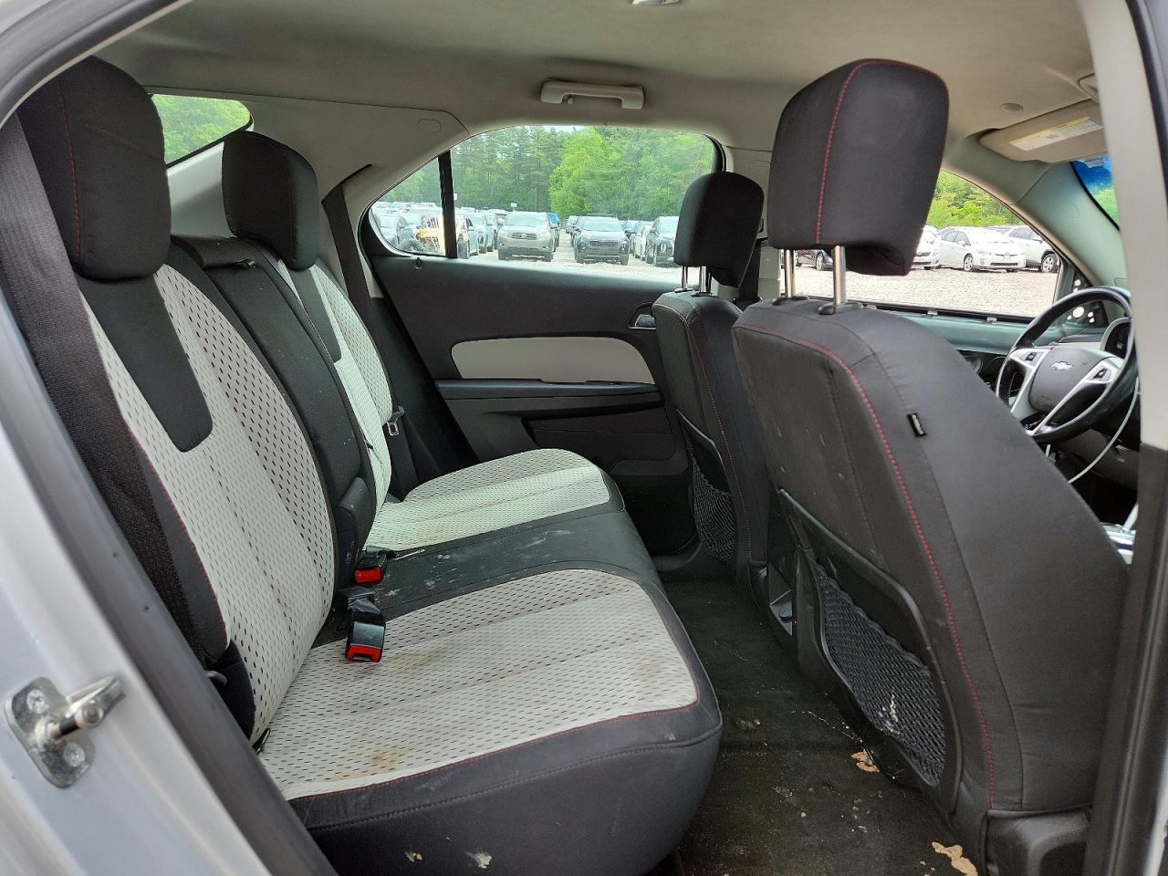 2011 Chevrolet Equinox Ls Серебряный vin: 2CNFLCECXB6242550