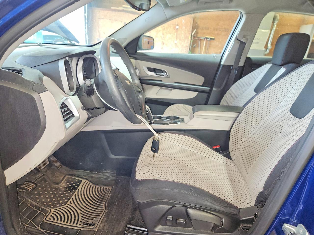 2010 Chevrolet Equinox Ls Blue vin: 2CNFLCEW2A6359676