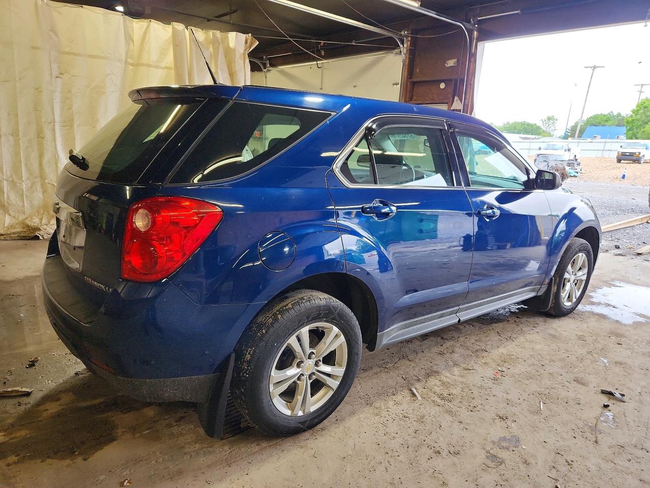 2010 Chevrolet Equinox Ls Blue vin: 2CNFLCEW2A6359676