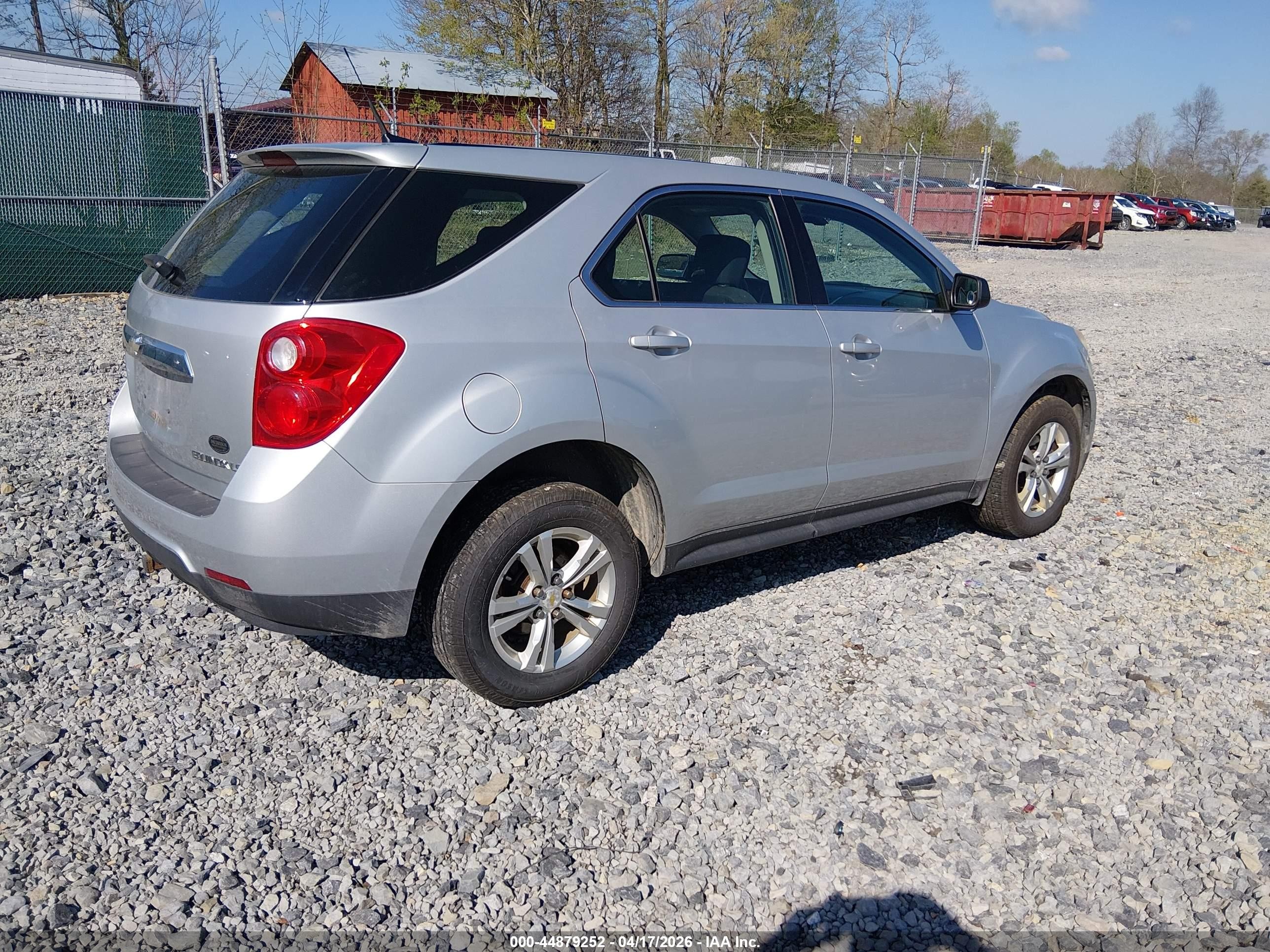 2010 Chevrolet Equinox Ls Silver vin: 2CNFLCEW4A6335945