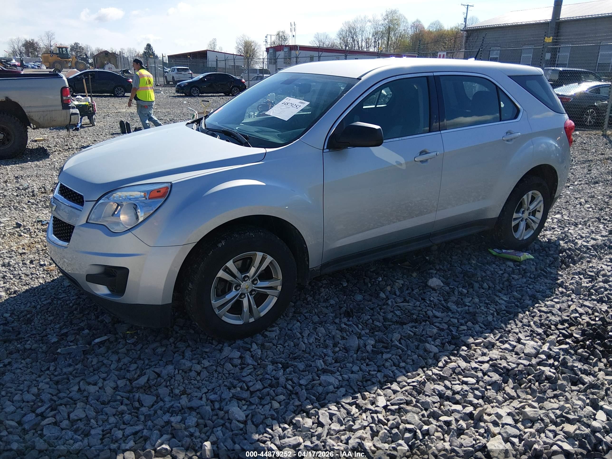 2010 Chevrolet Equinox Ls Silver vin: 2CNFLCEW4A6335945