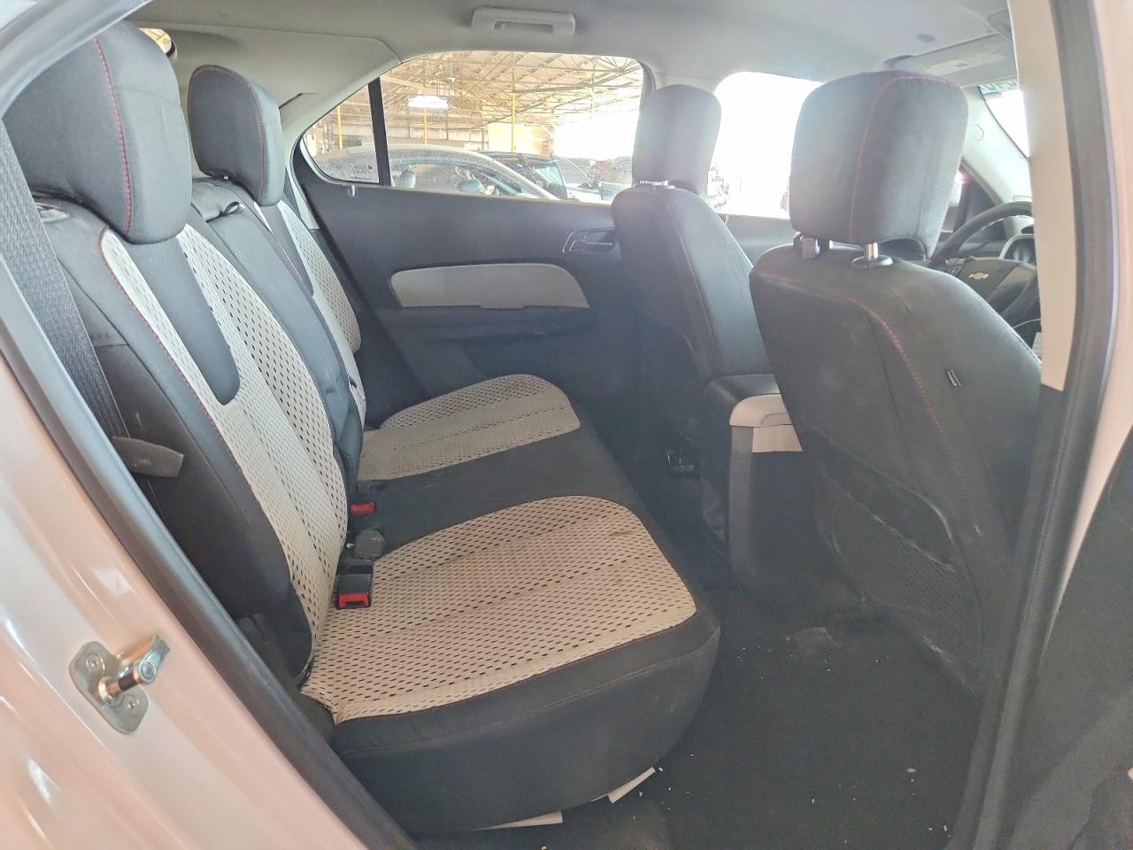 2010 Chevrolet Equinox Ls White vin: 2CNFLCEW6A6400505