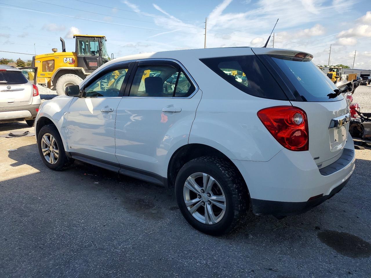 2010 Chevrolet Equinox Ls White vin: 2CNFLCEW9A6213078