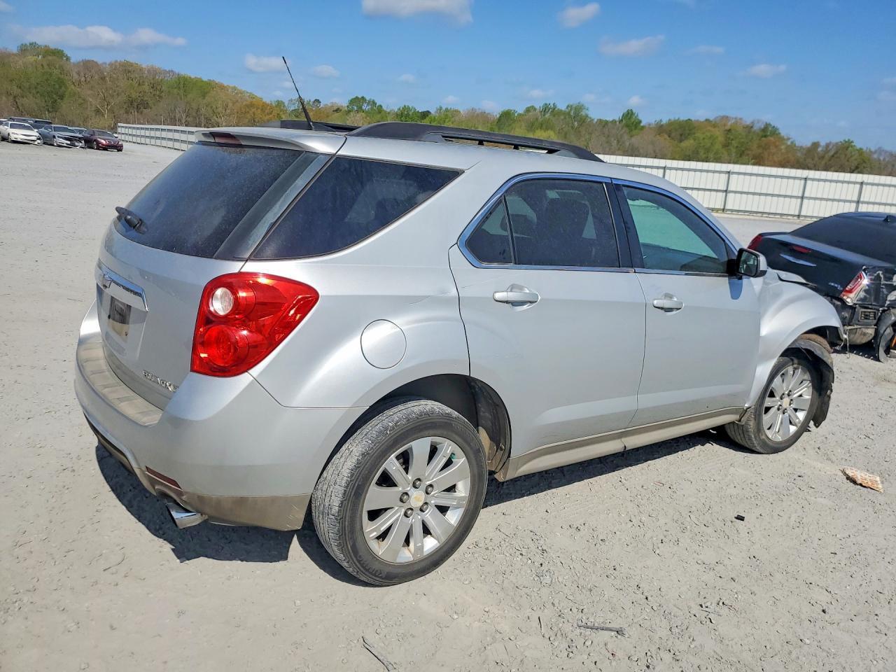 2011 Chevrolet Equinox Lt Silver vin: 2CNFLDE56B6359050