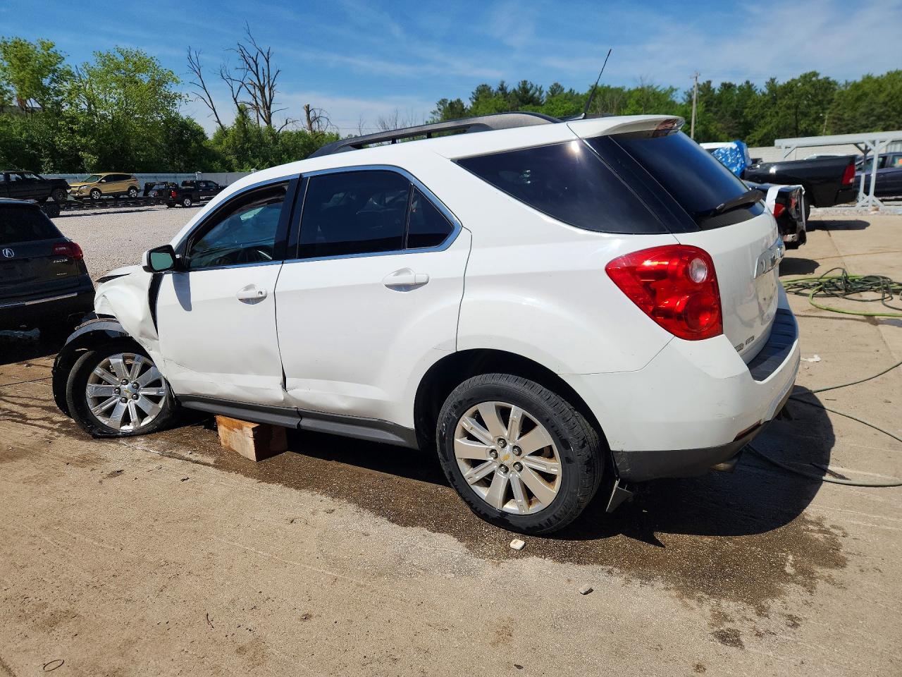 2011 Chevrolet Equinox Lt White vin: 2CNFLEE52B6404054