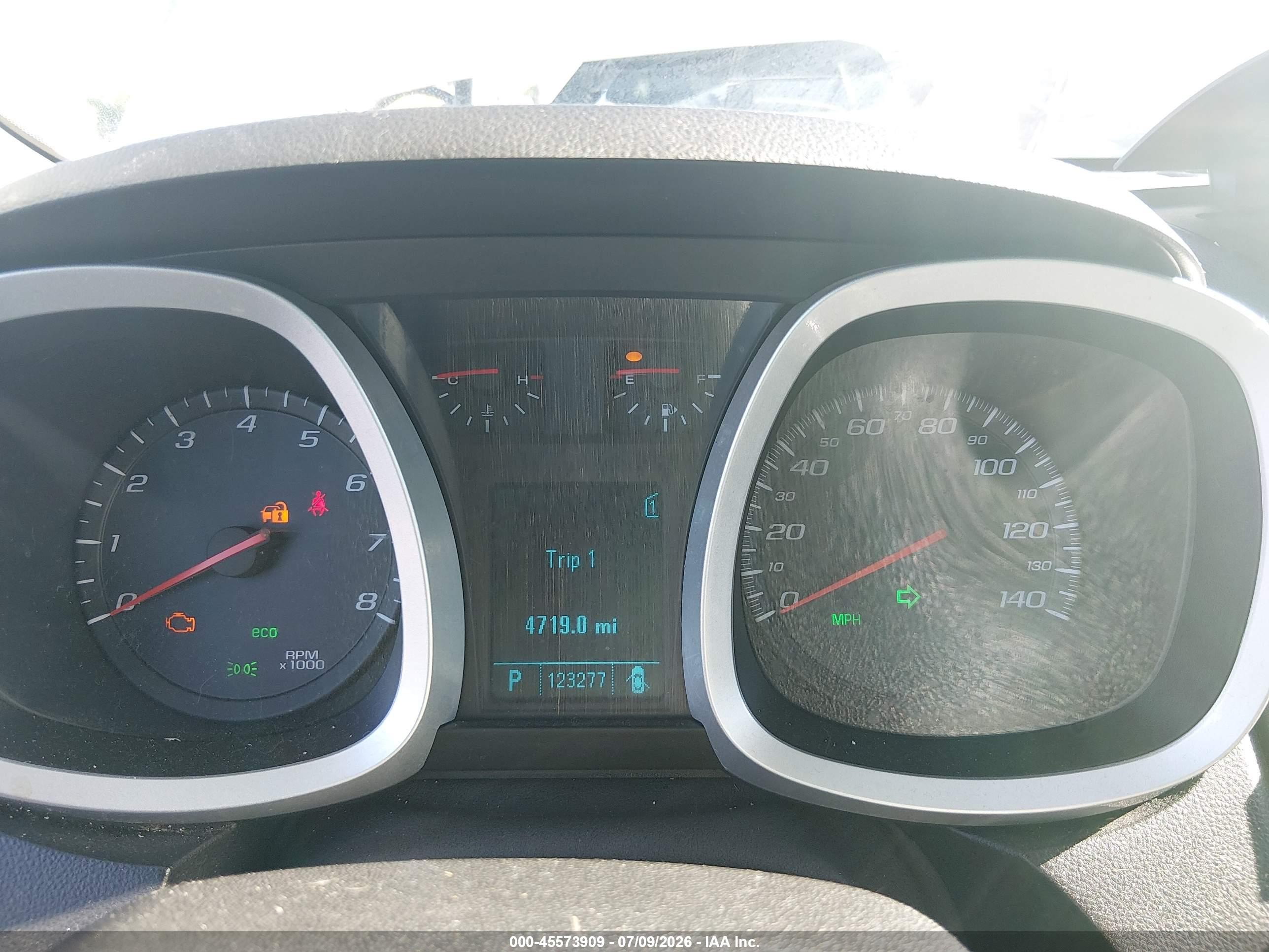 2011 Chevrolet Equinox Lt W/1lt Серебряный vin: 2CNFLEEC0B6229169