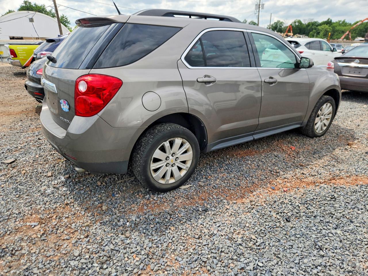 2011 Chevrolet Equinox Lt Tan vin: 2CNFLNE52B6402921
