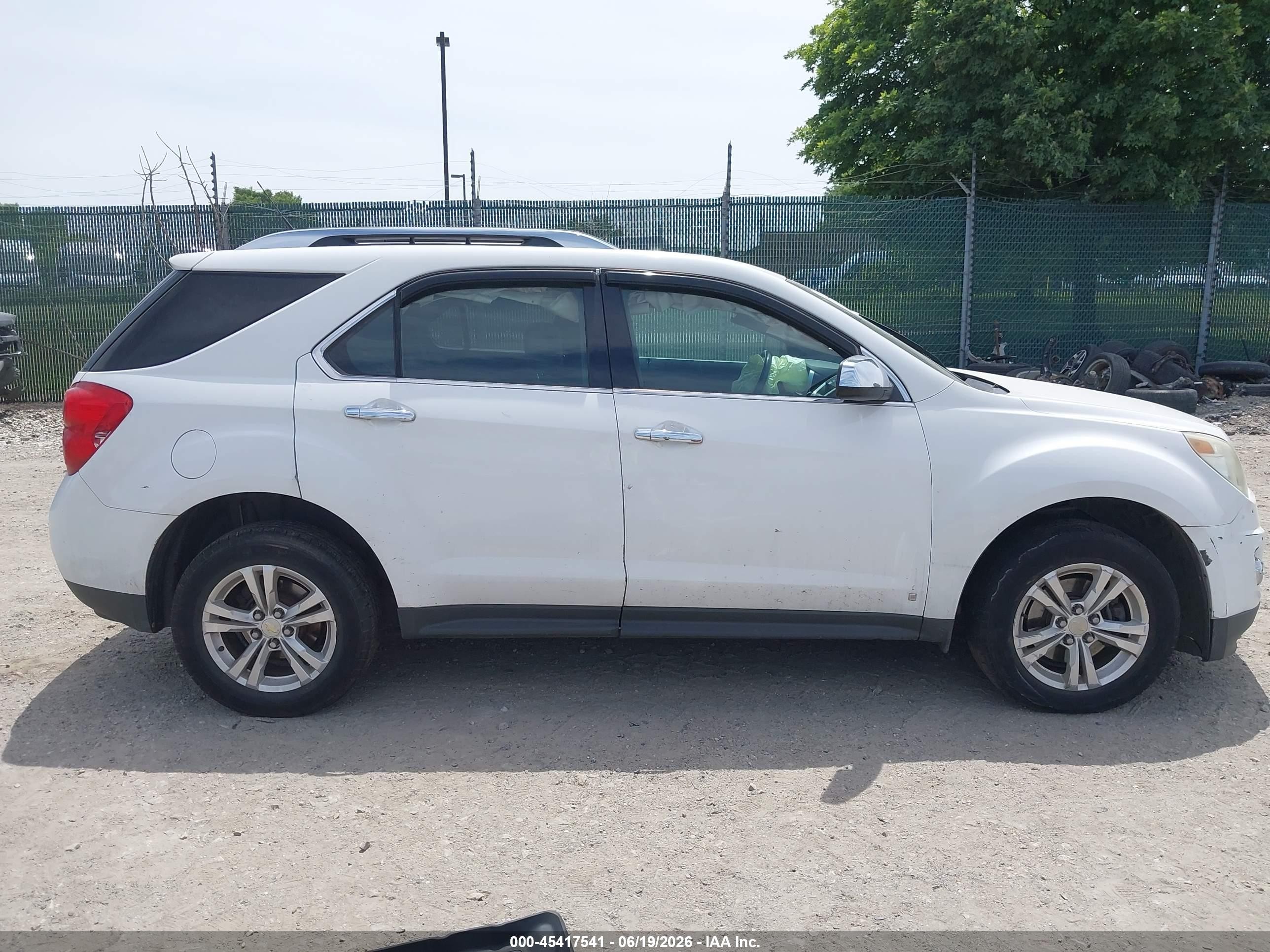 2011 Chevrolet Equinox Lt W/2lt White vin: 2CNFLNEC1B6386287