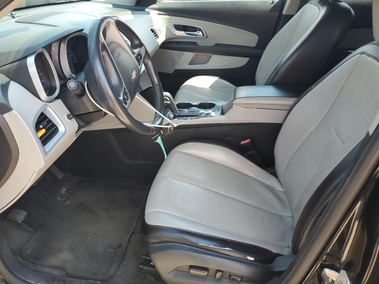 2011 Chevrolet Equinox Lt Charcoal vin: 2CNFLNEC2B6361933 Damage: Left Front Seat Cushion, Torn, > 12 Inches