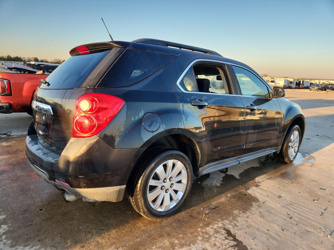 2010 Chevrolet Equinox Lt Black vin: 2CNFLPEY4A6234283 Damage: Right Front Tire, Worn, Replacement Required
