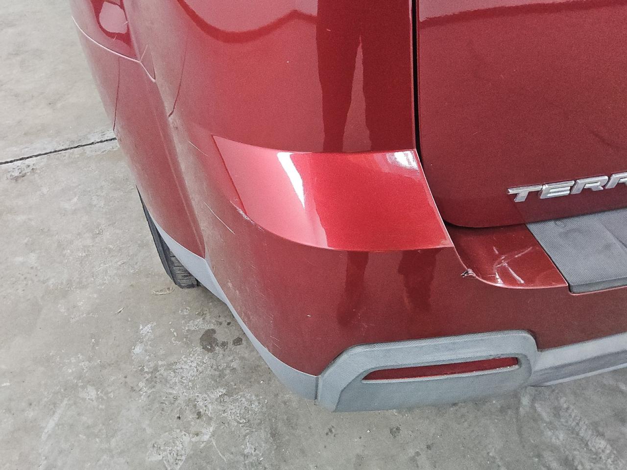 2010 Gmc Terrain Sle Red vin: 2CTALBEW3A6259941 Damage: Rear Bumper, Multiple Scratches Heavy, 5