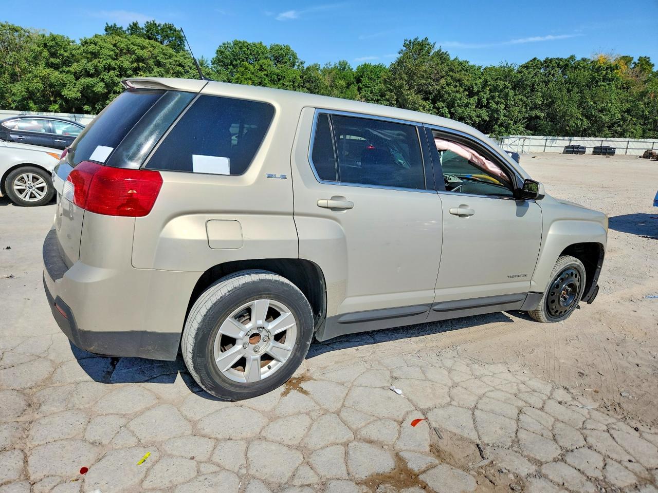 2011 Gmc Terrain Sle Beige vin: 2CTALMEC8B6430184