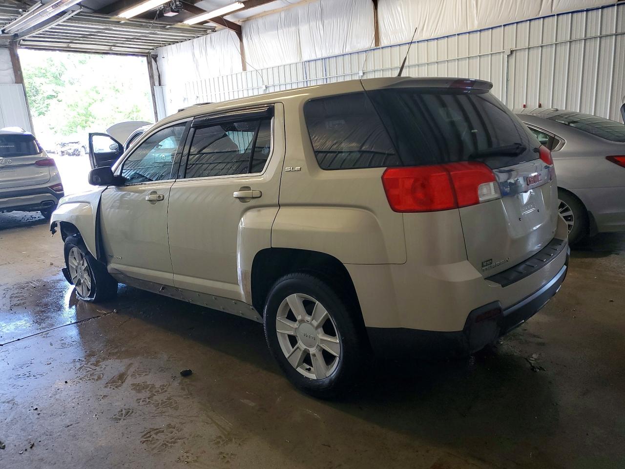 2011 Gmc Terrain Sle Beige vin: 2CTFLREC4B6409867