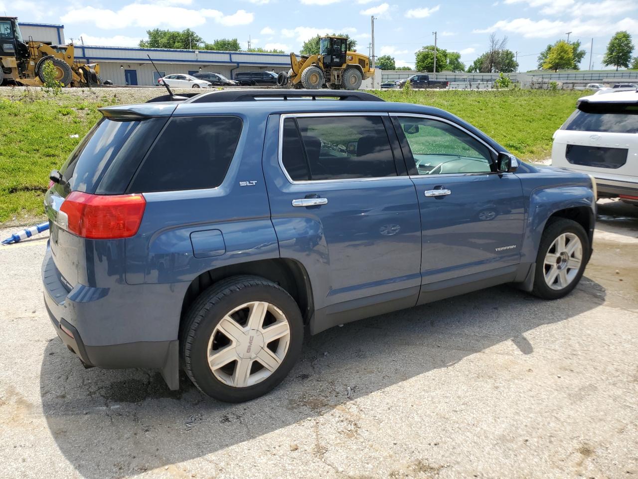 2011 Gmc Terrain Slt Blue vin: 2CTFLVE5XB6303465 Damage: Right Front Door, Multiple Scratches Heavy, 3