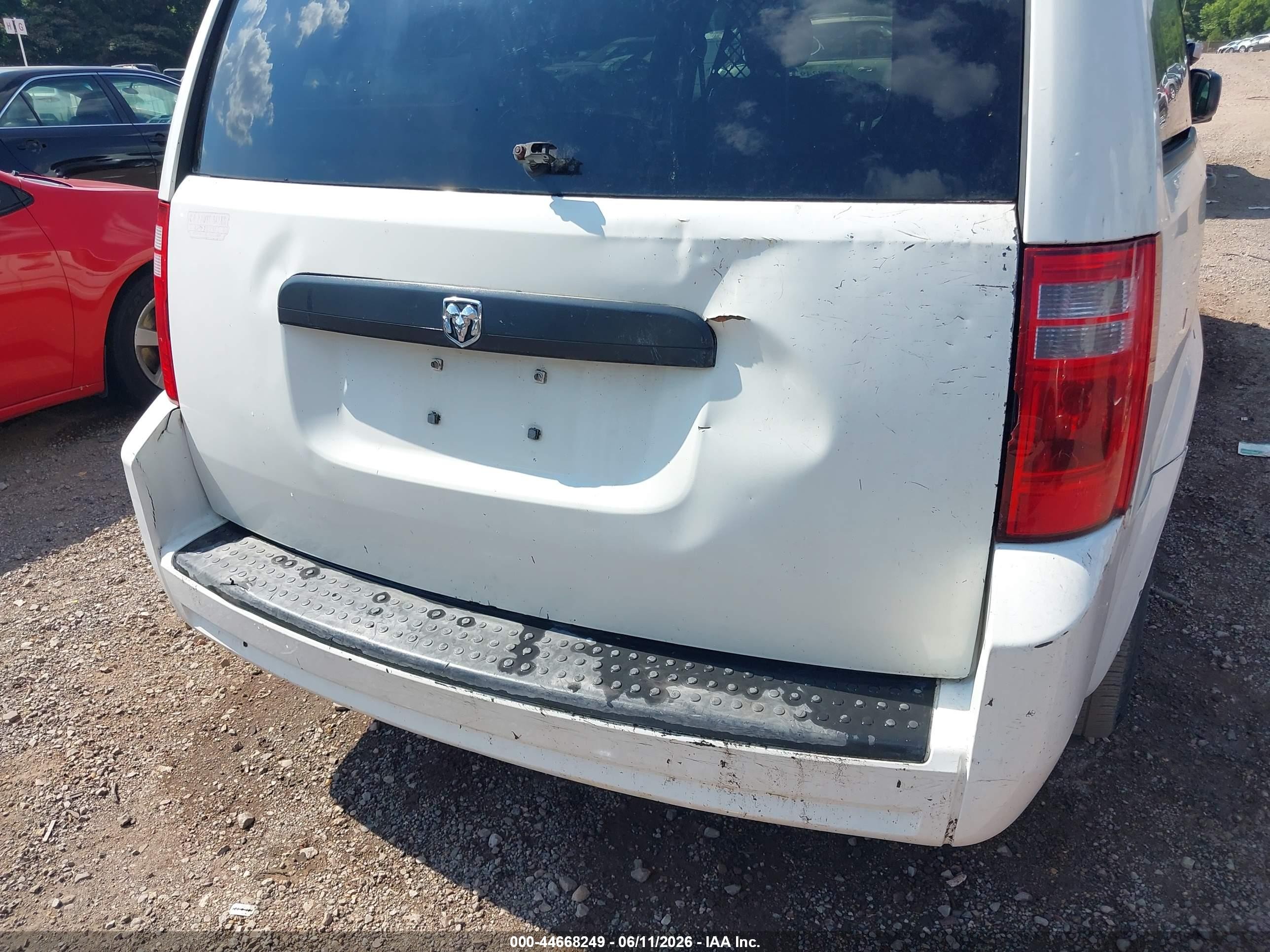 2010 Dodge Grand Caravan C/v White vin: 2D4CN1AE4AR181211