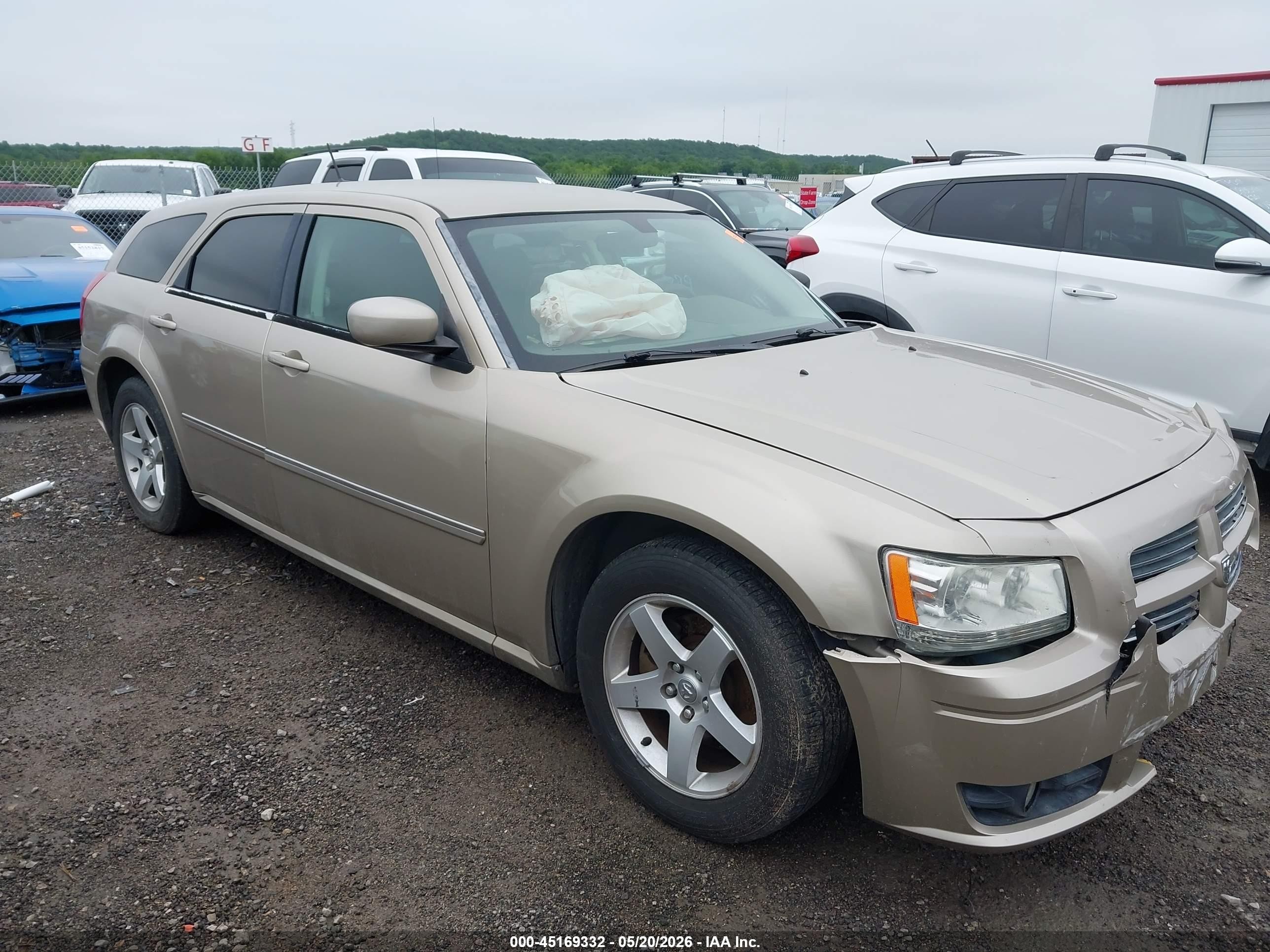 2008 Dodge Magnum Sxt Gold vin: 2D4FV37V18H221745