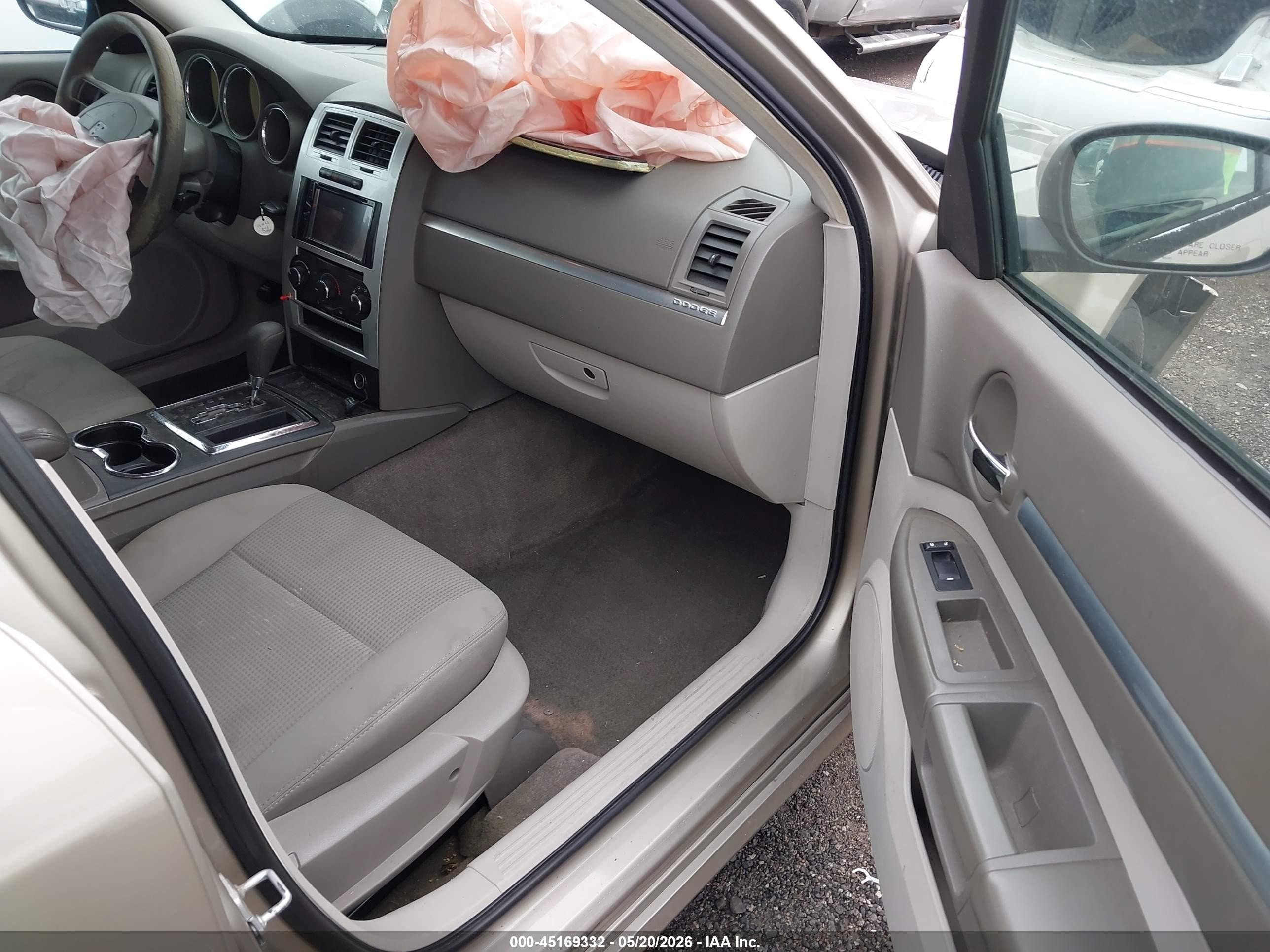 2008 Dodge Magnum Sxt Gold vin: 2D4FV37V18H221745