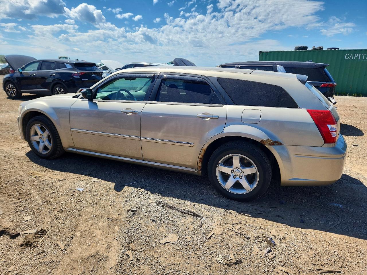 2008 Dodge Magnum Sxt Beige vin: 2D4FV37V28H242717