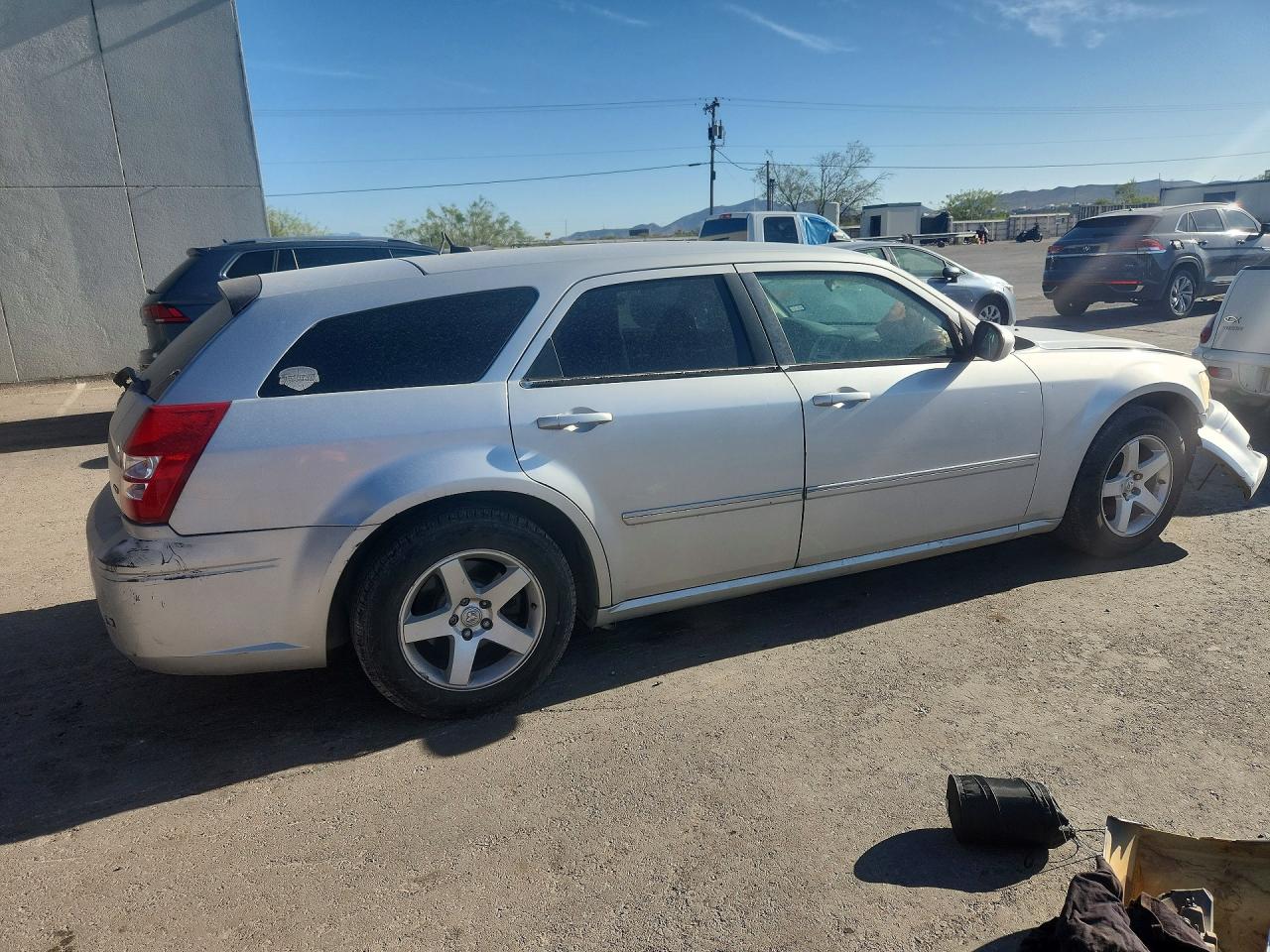 2008 Dodge Magnum Sxt Silver vin: 2D4FV37VX8H242531
