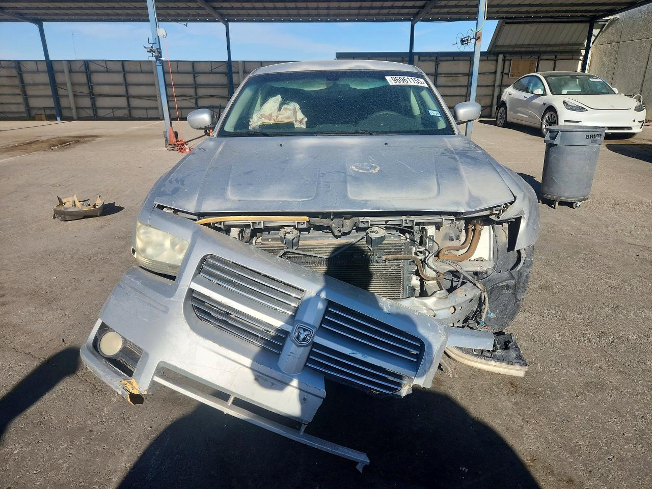 2008 Dodge Magnum Sxt Silver vin: 2D4FV37VX8H242531