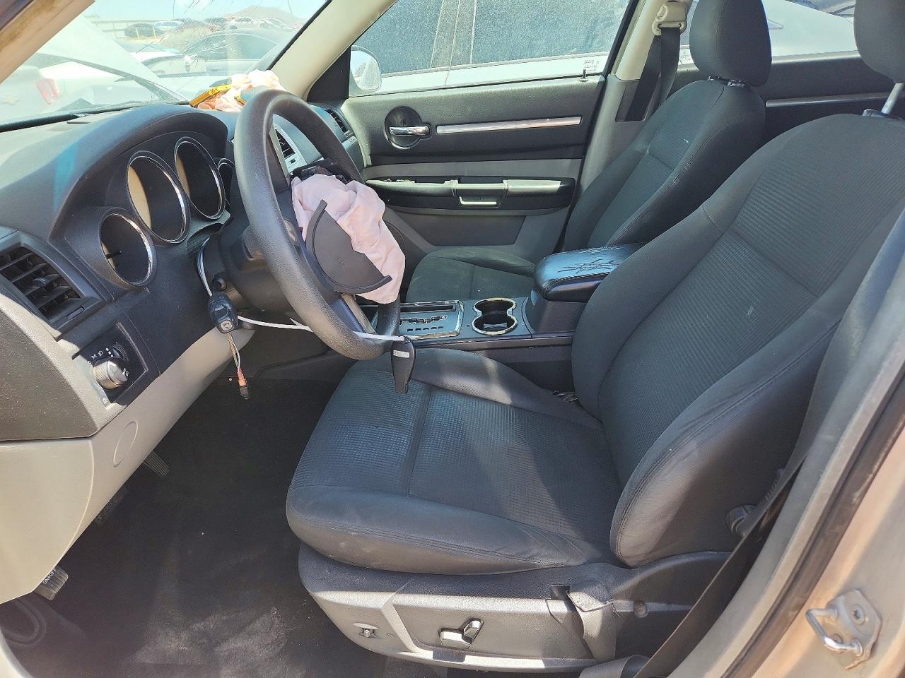 2008 Dodge Magnum Sxt Silver vin: 2D4FV37VX8H242531