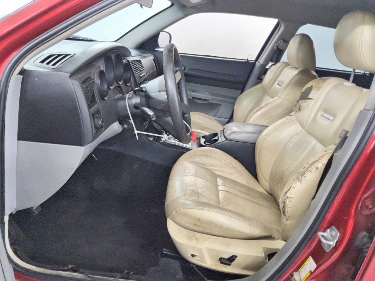 2007 Dodge Magnum Se Burgundy vin: 2D4FV47T17H717390