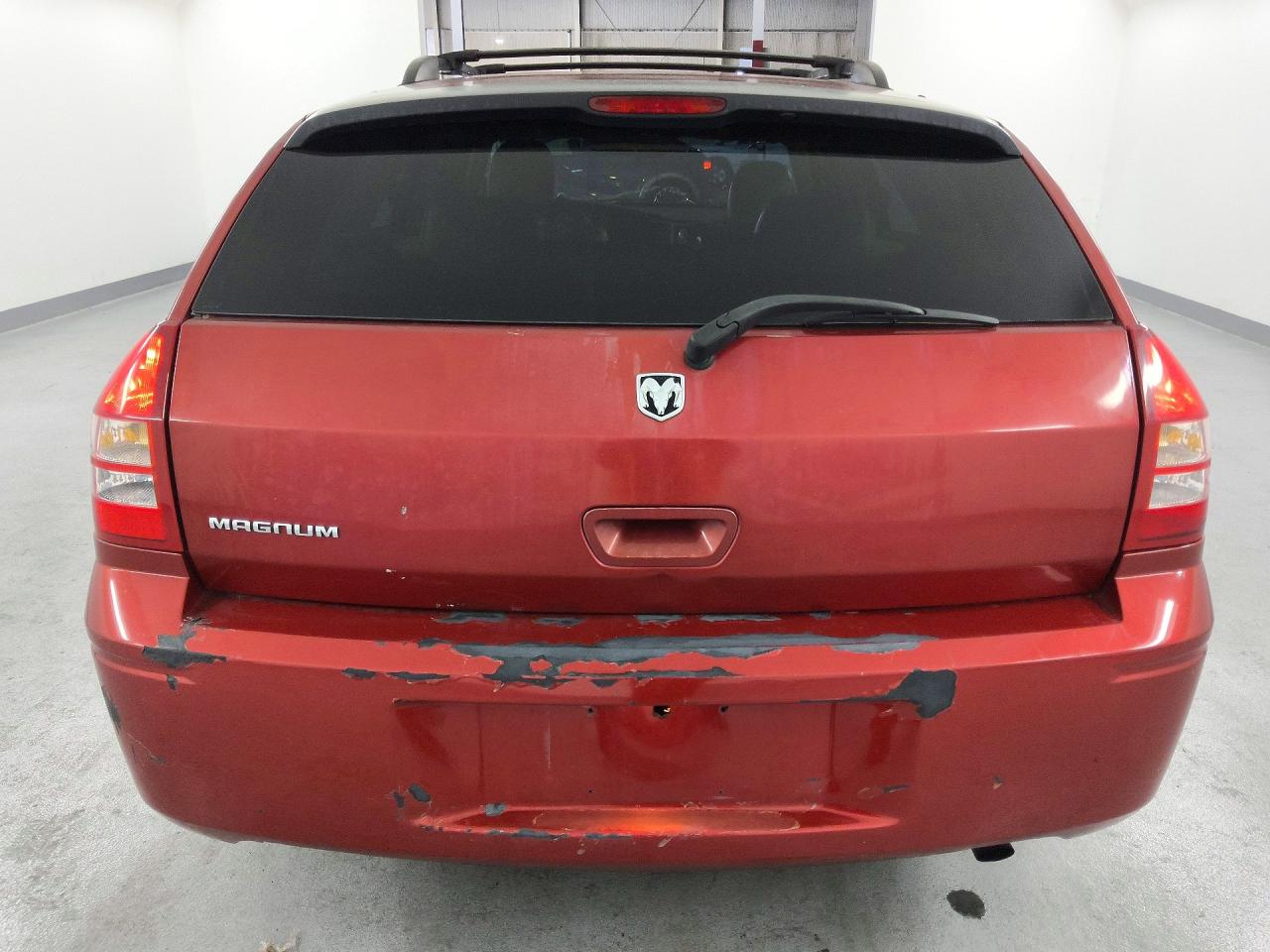 2007 Dodge Magnum Se Burgundy vin: 2D4FV47T17H717390