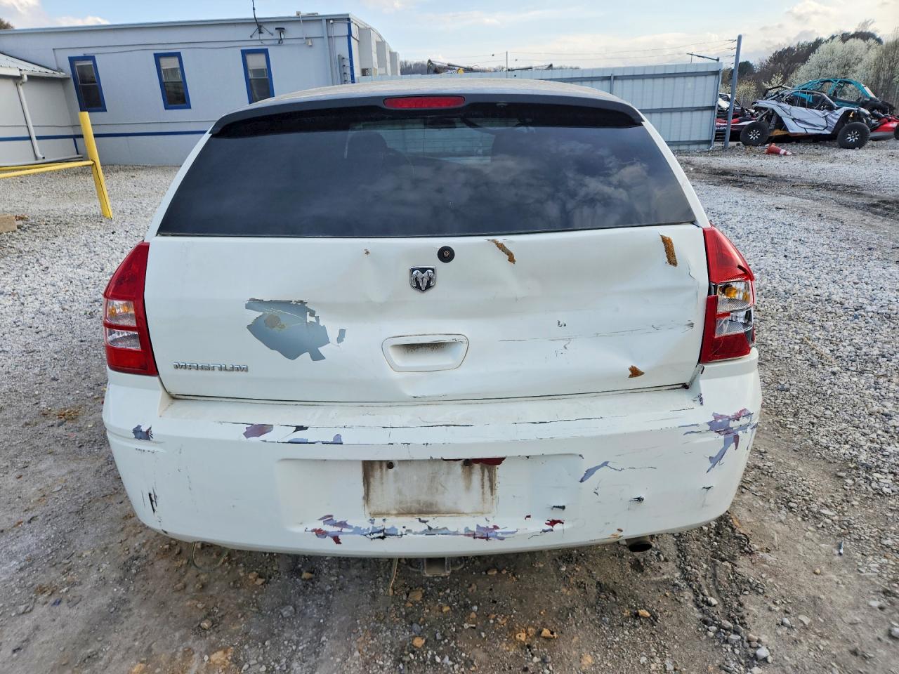 2007 Dodge Magnum Se White vin: 2D4FV47T27H663419