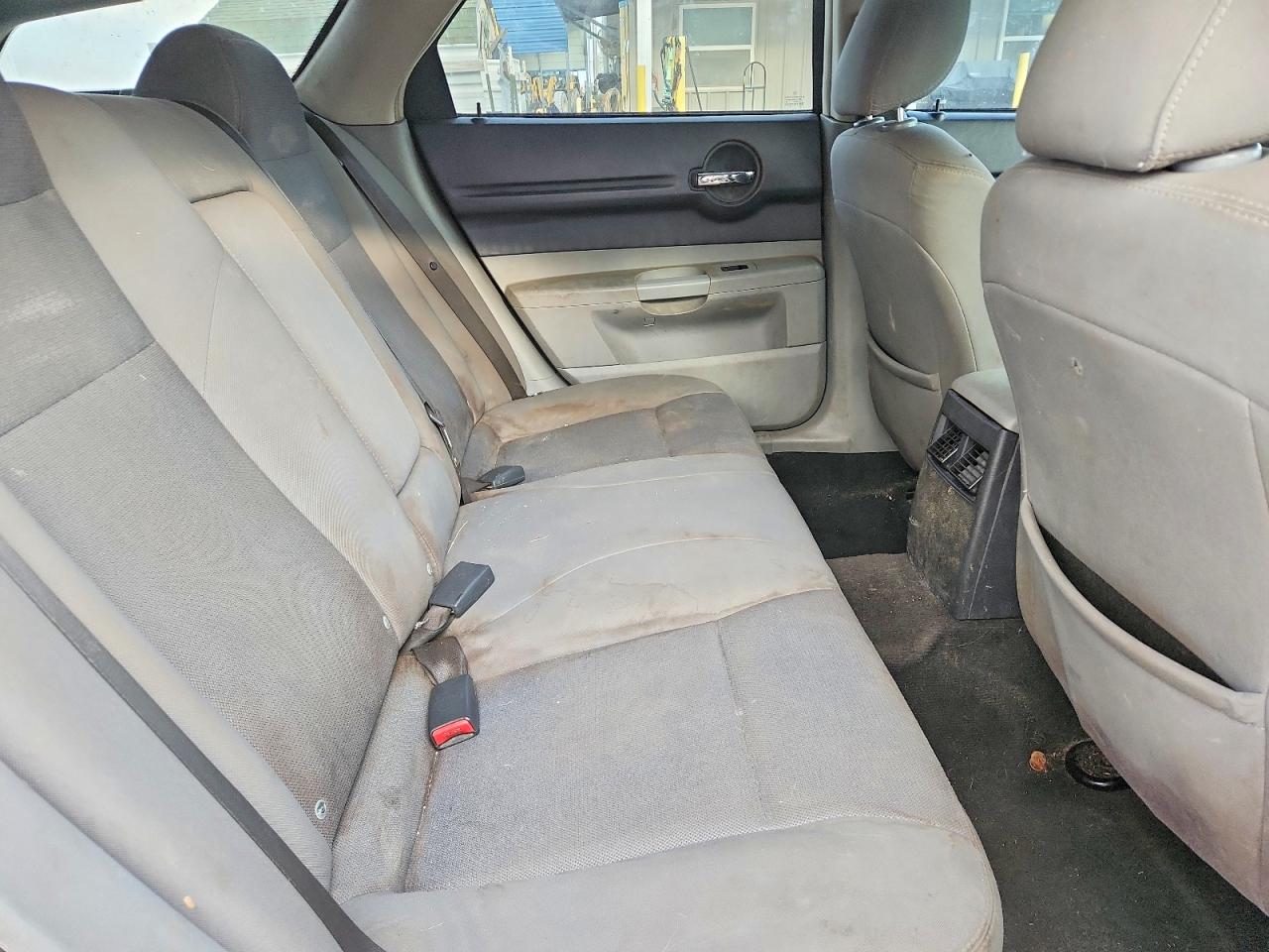 2007 Dodge Magnum Se White vin: 2D4FV47T27H663419