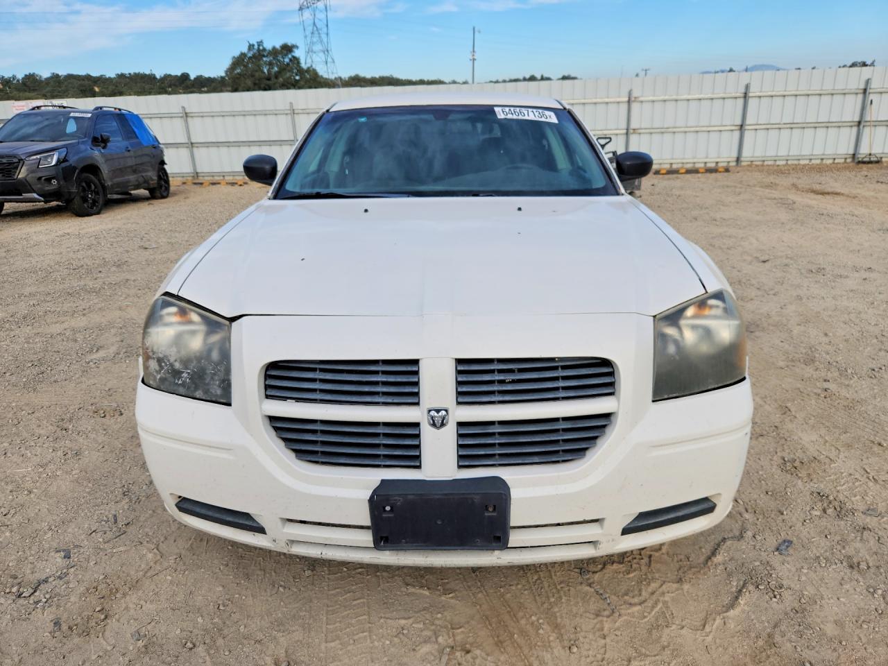 2007 Dodge Magnum Se White vin: 2D4FV47T47H750125