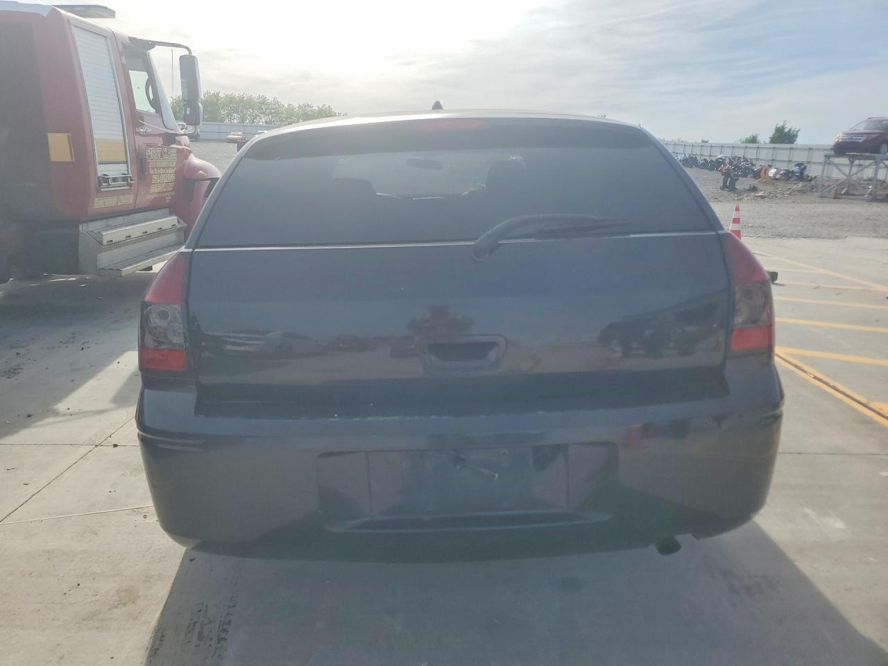 2008 Dodge Magnum Black vin: 2D4FV47T68H167749